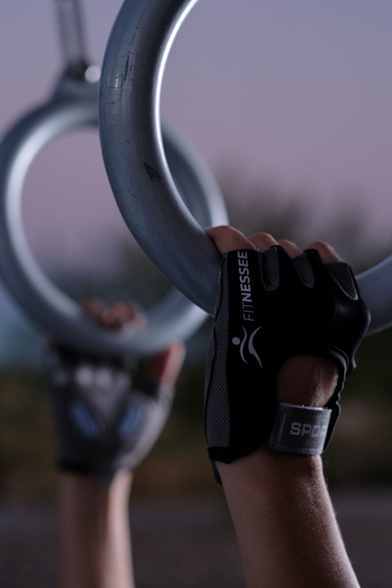 Fitnessee Women’s Weightlifting Gloves